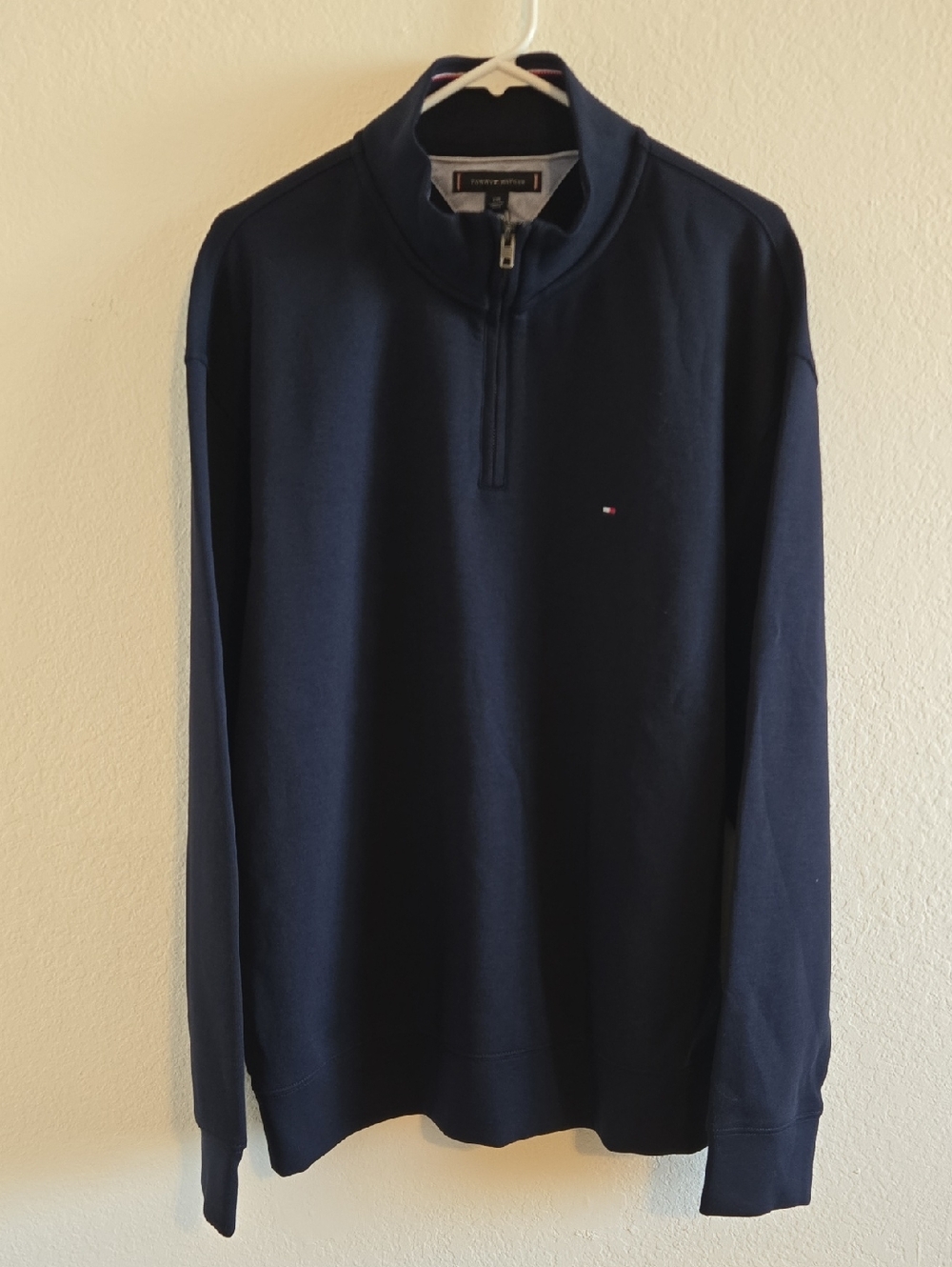 Tommy Hilfiger Men's Dark Navy Half-Zip Pullover - Large